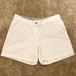 Southern Tide Caroline White Shorts